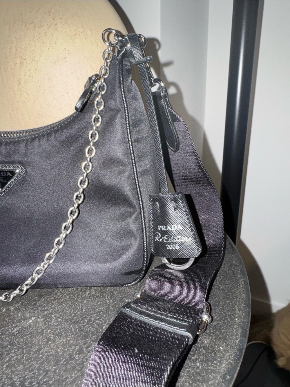 Prada Re-Edition 2005 Black Nylon Bag - Picture 3 of 9